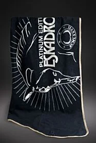 Eskadron Zweetdeken Dralon Platinum Logo