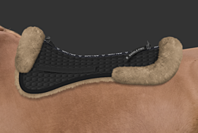 Mattes Sheepskin Correction Half Pad with trim in front and rear, skin in cushion area