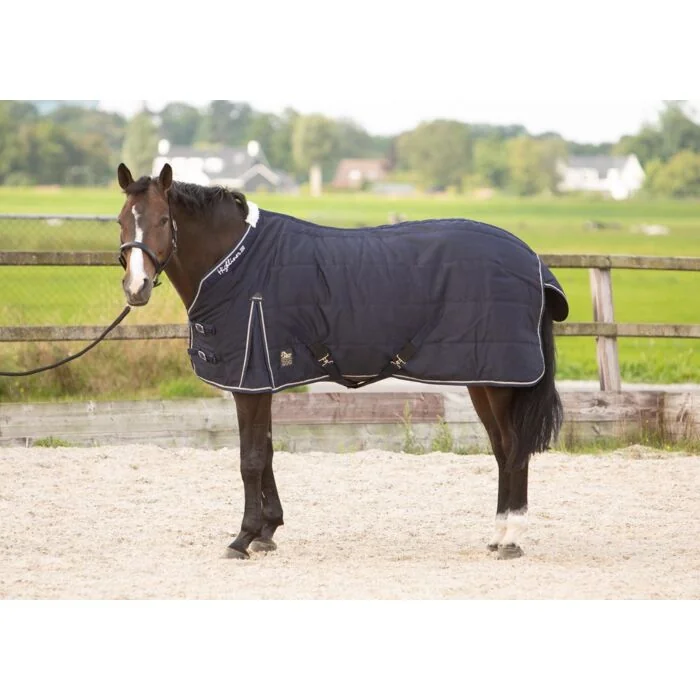 Harry's Horse Staldeken Highliner 200 gram Black Iris