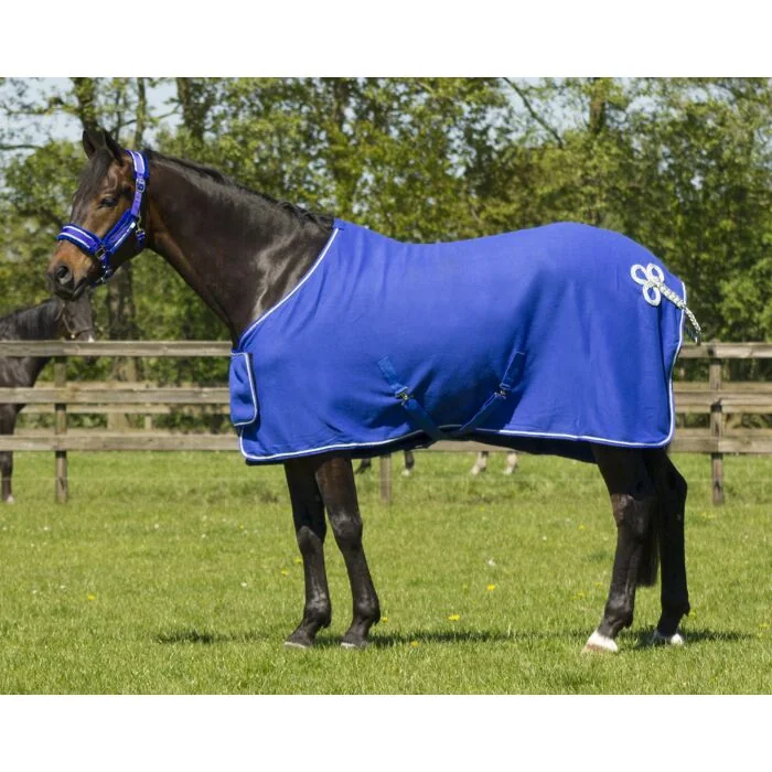 QHP Fleece Deken met Ornament