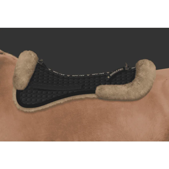 Mattes Sheepskin Half Pad with trim in front and rear, skin in cushion area